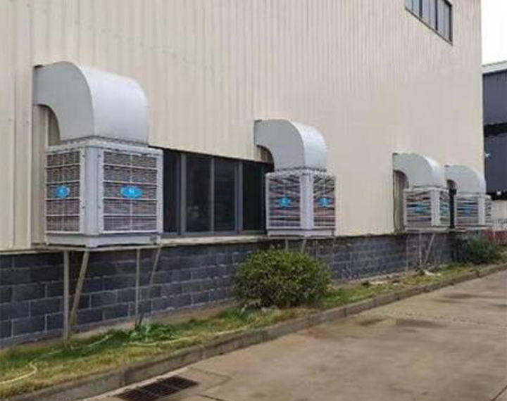 夏日高温，，，，厂房降温用什么透风装备较量好？？？？？？？
